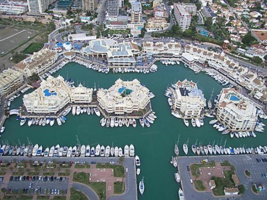 Apartment Marina Bay 1
